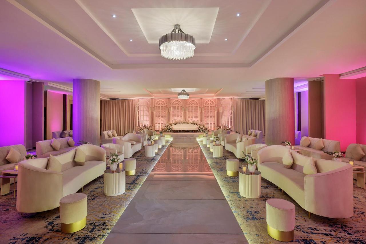 Voco Al Khobar By Ihg Hotel Exterior photo The ballroom
