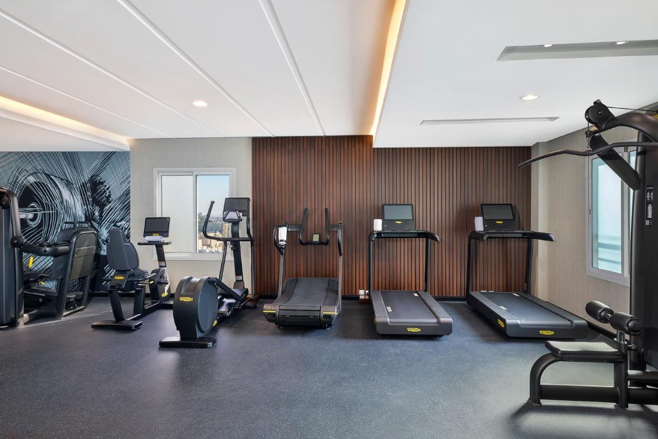 Voco Al Khobar By Ihg Hotel Exterior photo The gym at the hotel