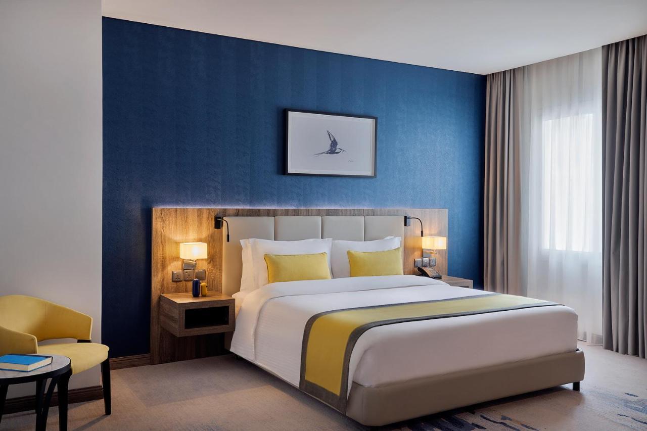 Voco Al Khobar By Ihg Hotel Exterior photo A bedroom at the hotel