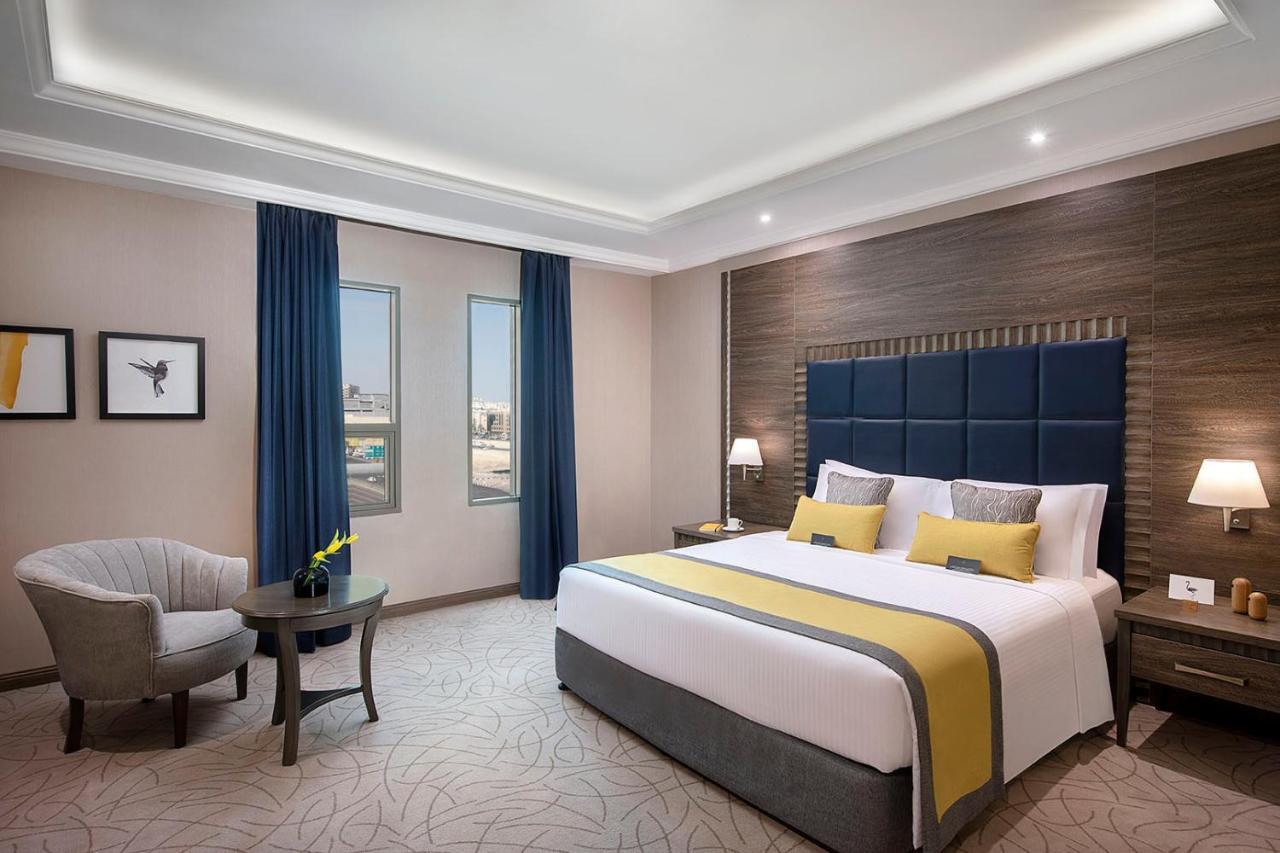 Voco Al Khobar By Ihg Hotel Exterior photo Deluxe Room